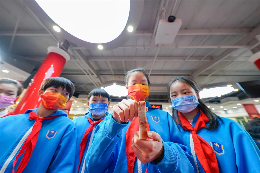 喜迎冬奥盛会，冬奥主题印章捐赠中国体育博物馆