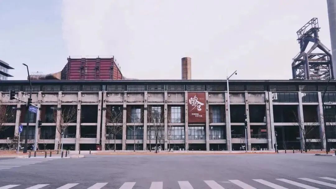 石景山首钢园的“隐藏菜单”！艺术馆里的图书馆你get到了吗？