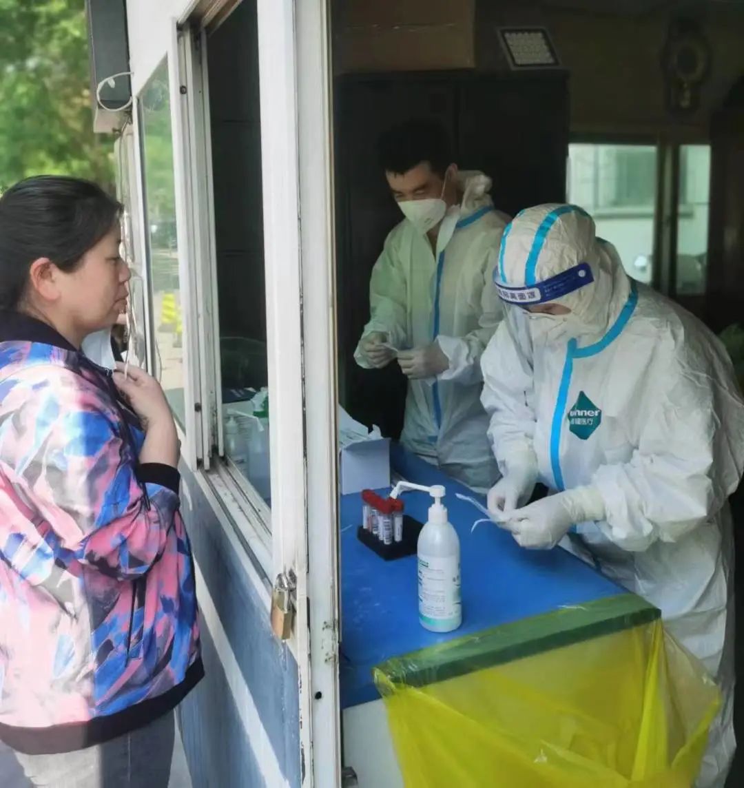 抗疫无假期 我们在“疫”线