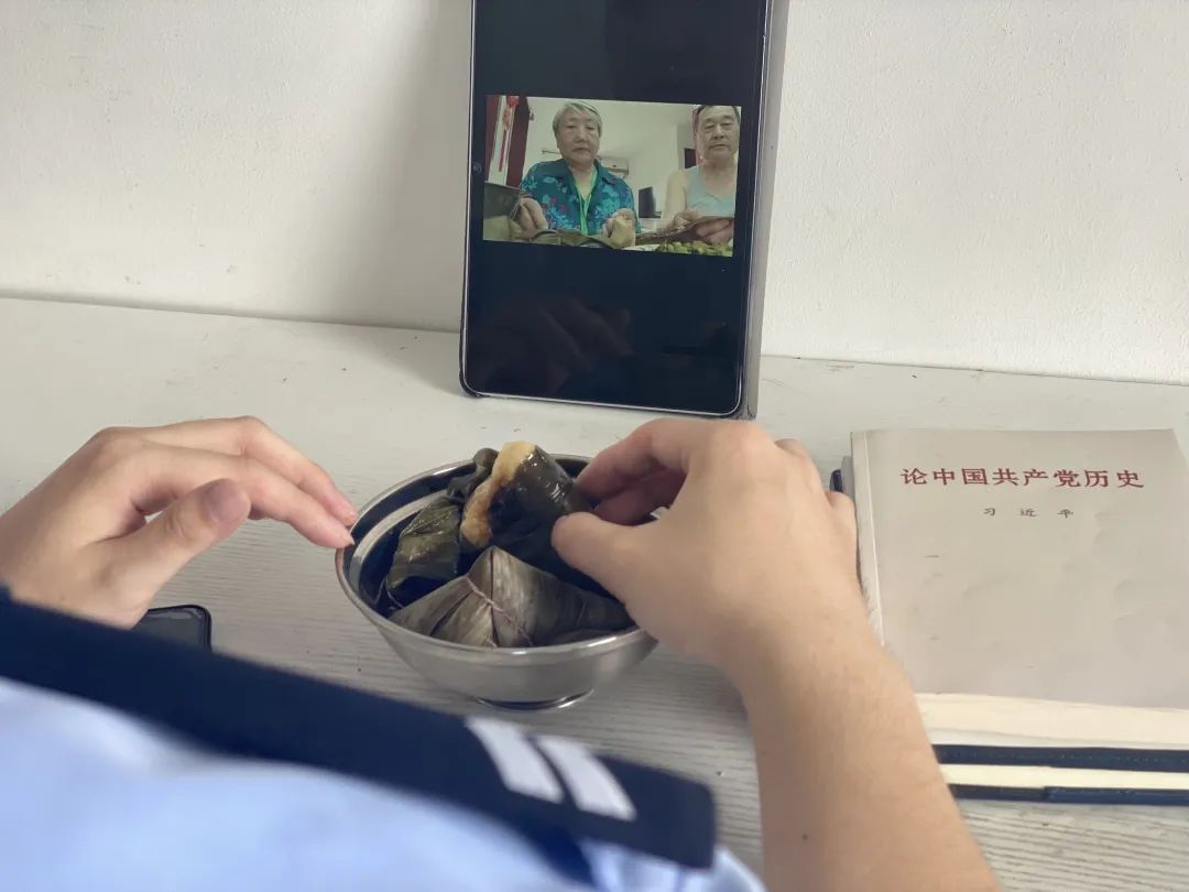 这些瞬间，记录了北京警察的端午节