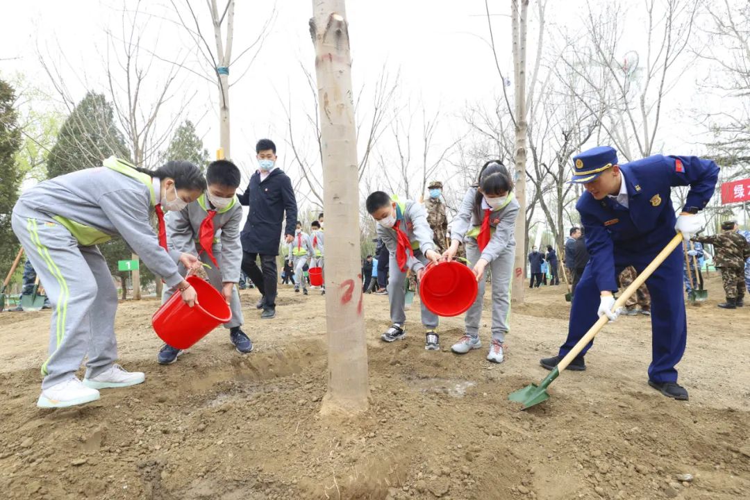 北京游乐园改建为龙潭中湖公园，今年7月1日向市民开放