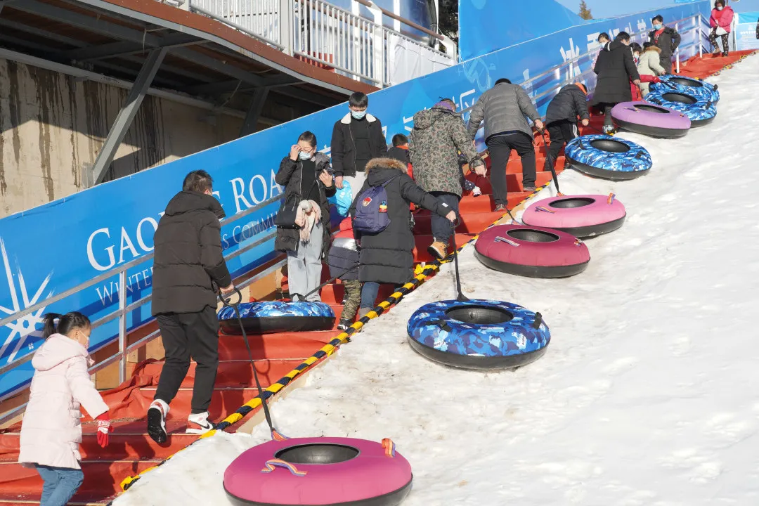 免费玩！持续两个月！冬奥社区冰雪运动基地掀起全民迎冬奥热潮