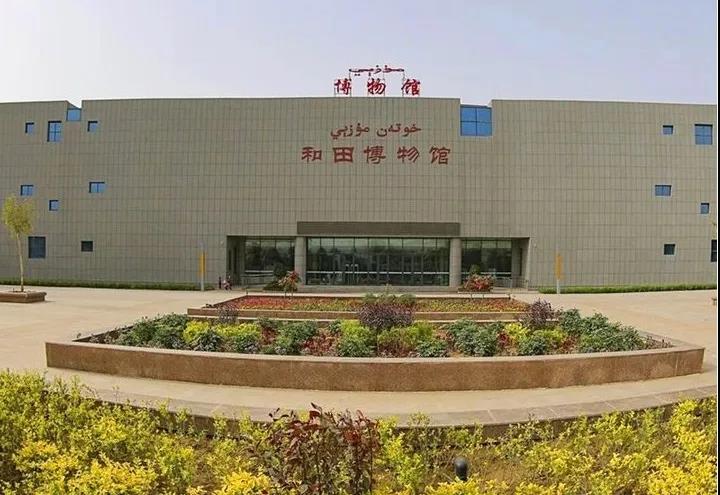 北京文化润疆 润情更润心