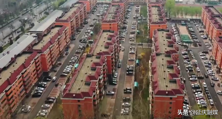 安装充电桩、施划新车位…延庆香苑小区破解老小区里的“新难题”！