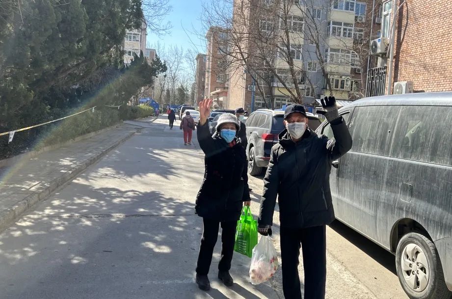 践行社会主义核心价值观·和谐 | 感谢有你 东营房社区里的“爱心吧”志愿采买队