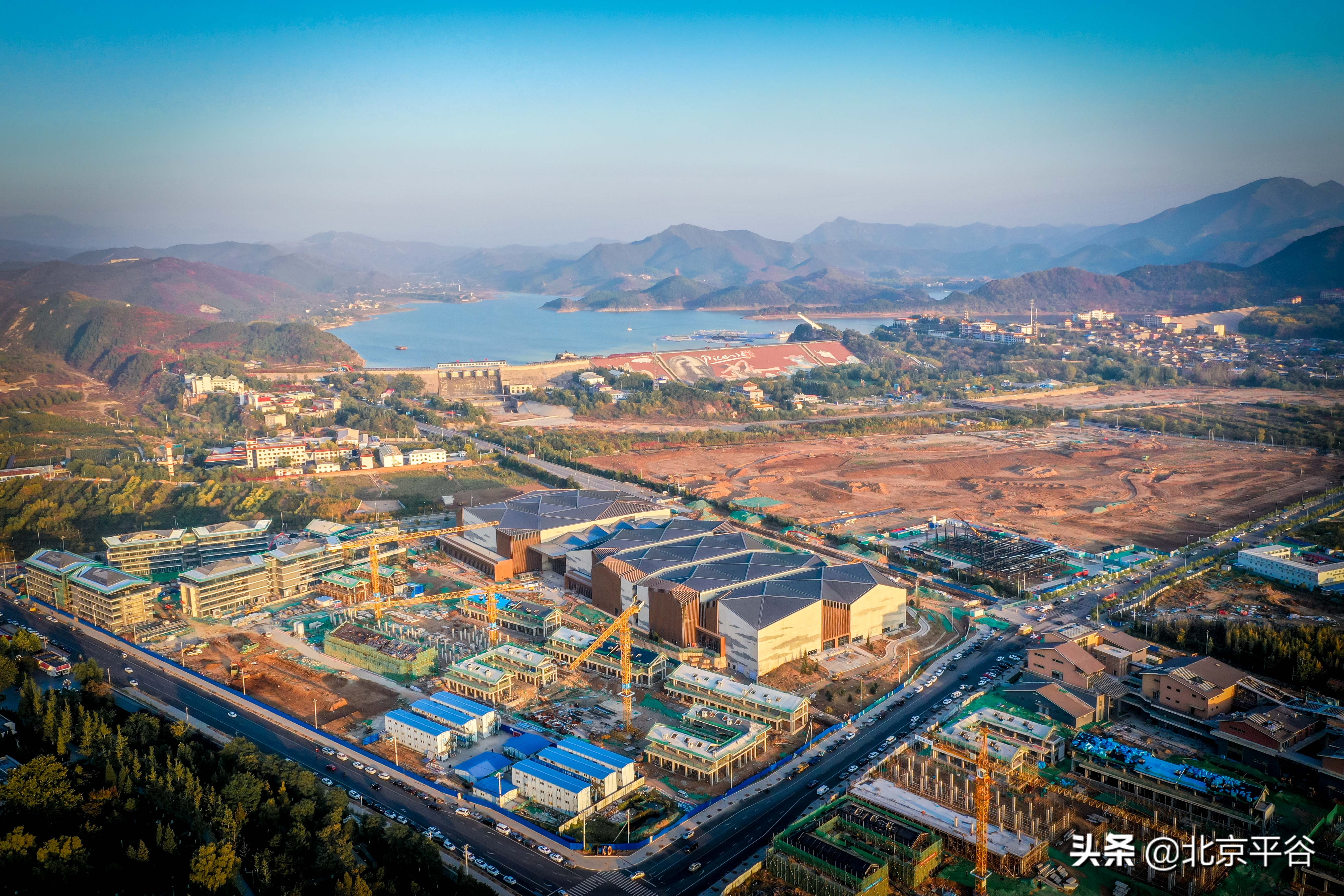 平谷金海湖镇：疫情防控复工复产两手抓 促进经济建设和社会发展