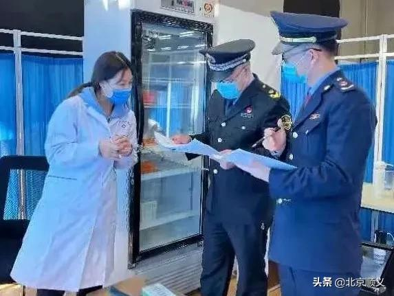 顺义区市场监管局全面强化疫情防控工作检查，坚持快、准、严，守住防疫安全线！