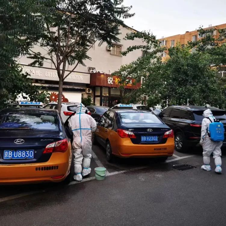 抗疫不放松，服务不断档！“双线作战”的TA们彰显实干担当