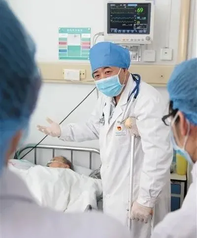 东城白衣天使护航百姓健康